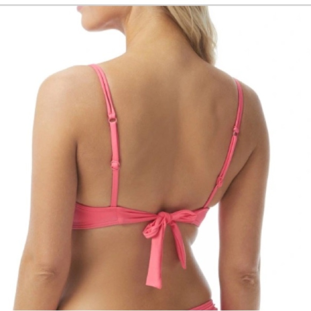 NWT Coco Reef Bikini set $127 bra sized top 36-38DD bottoms size M